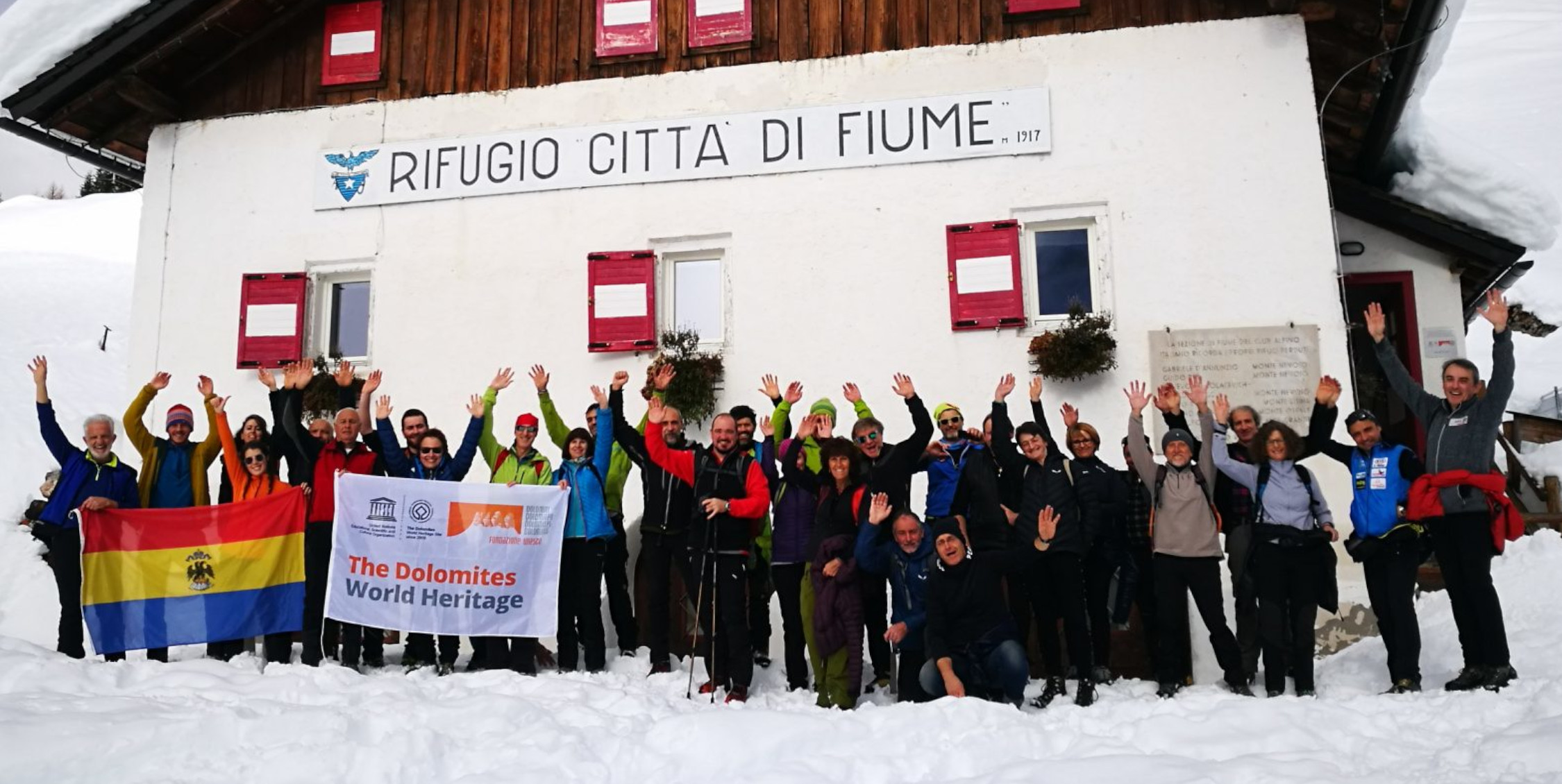 SchutzhüttenbetreiberInnen des Dolomiten Welterbes bei der Schutzhütte Rifugio Città di Fiume
